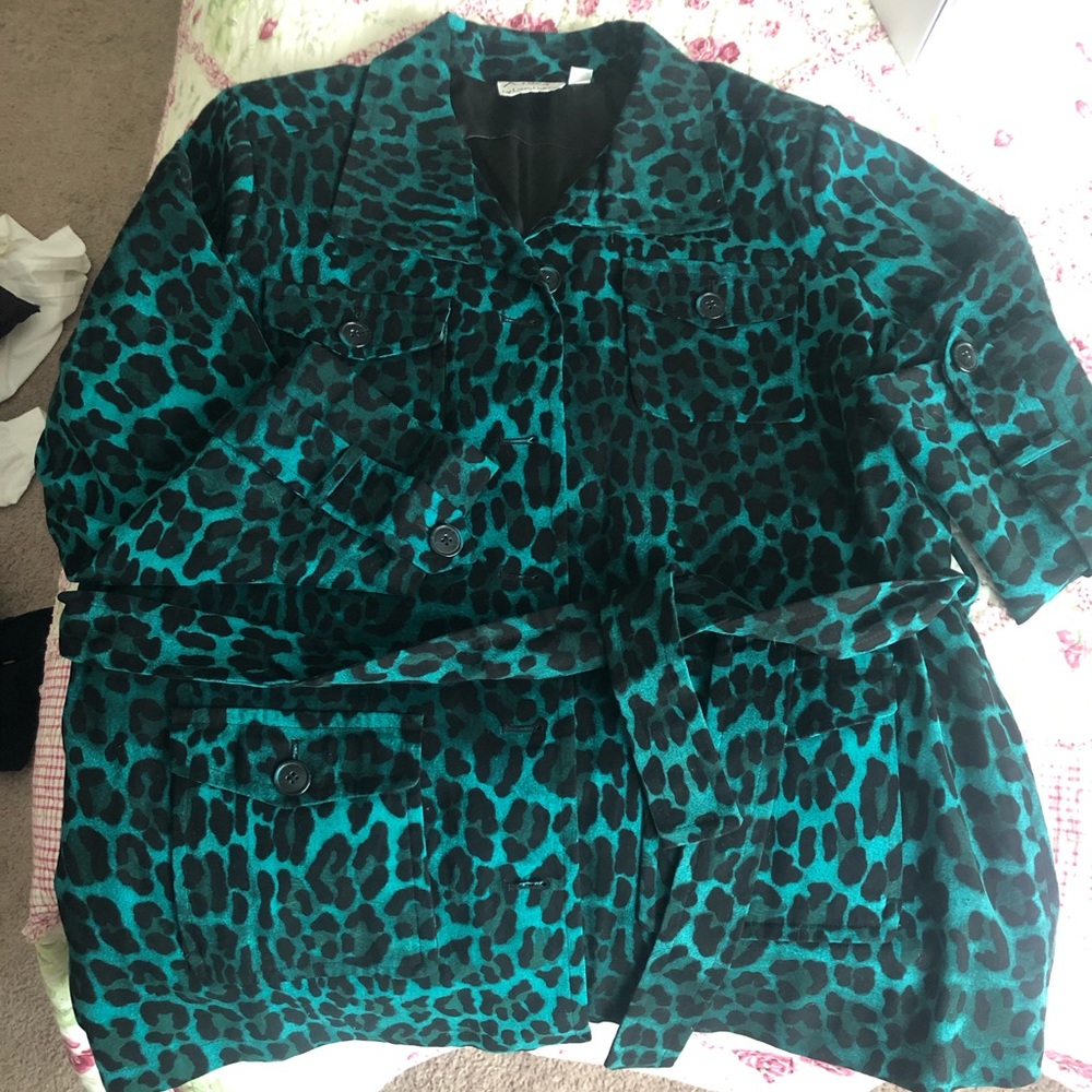 Linea by Louis Dell’Olio Coat— Never Worn!